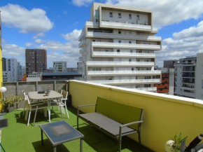 Cosy Appartement Moderne & Lumineux Centre-Ville, Courcouronnes